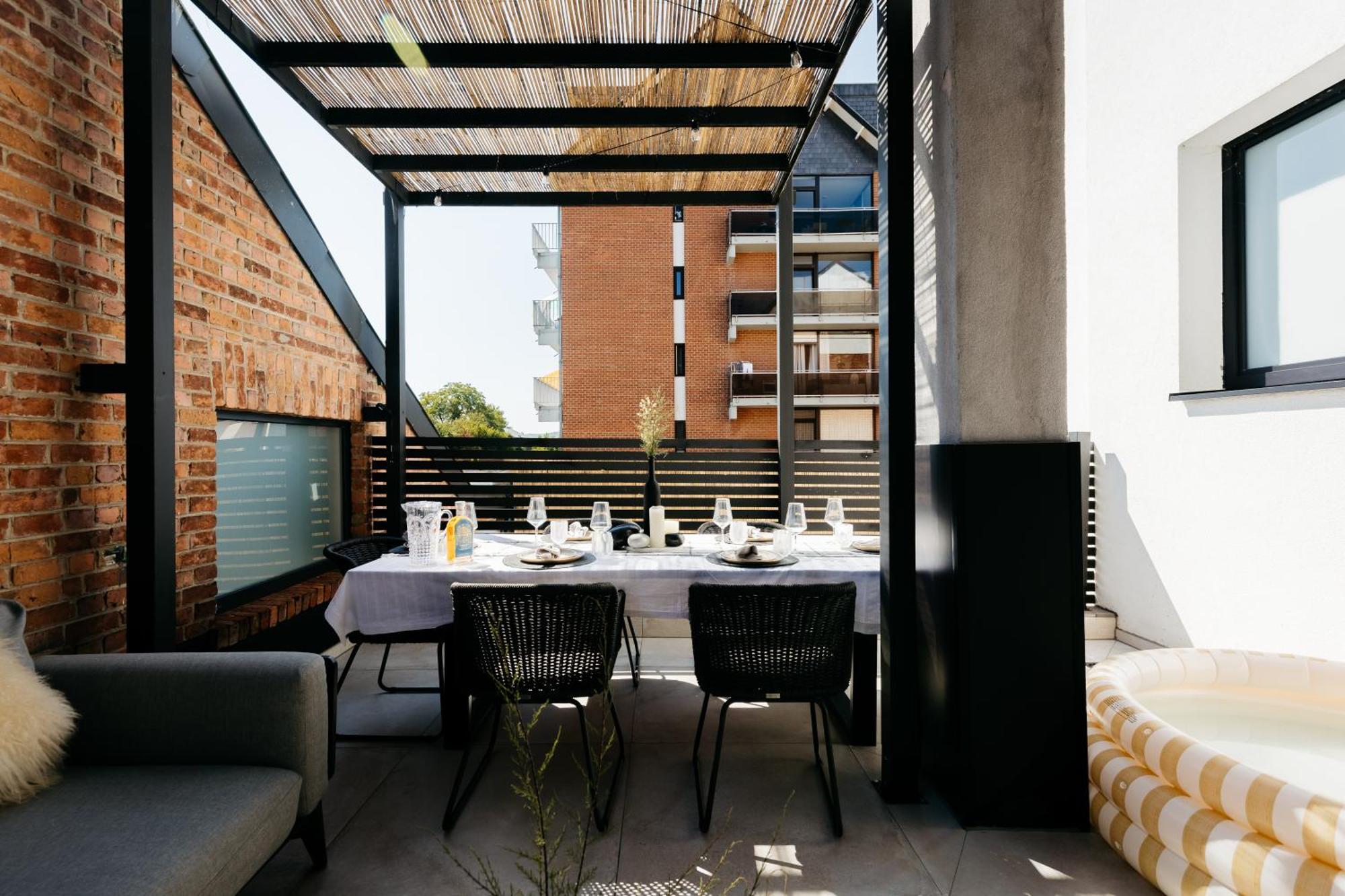 The Edgewater Suites - Park View Namur Exterior photo